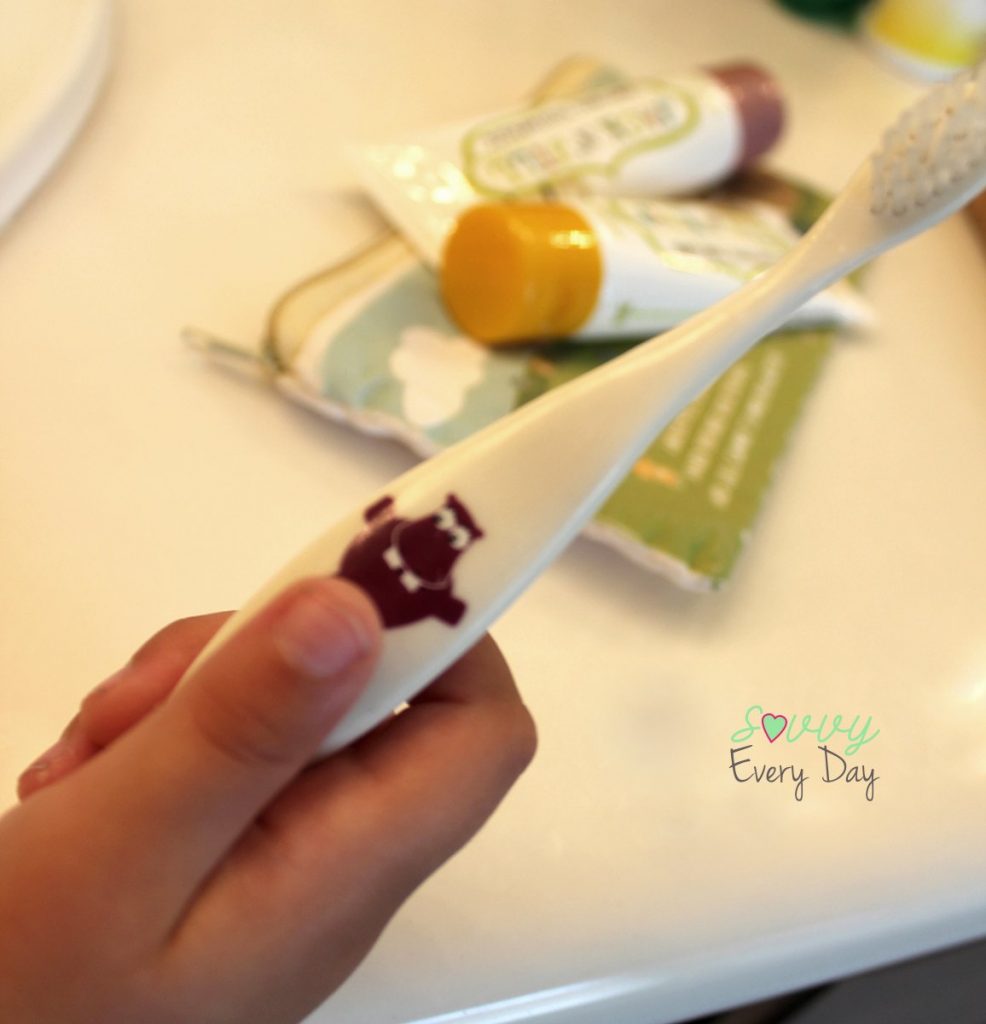 toothbrush_cu