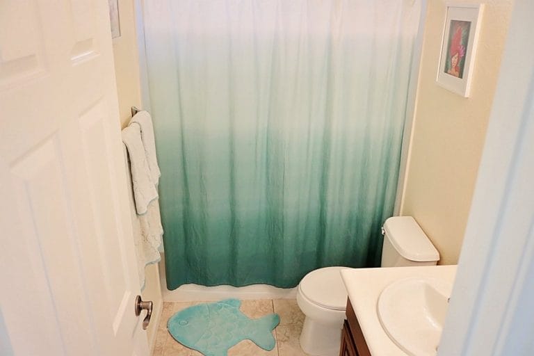 3 Tips for a Showroom Bathroom