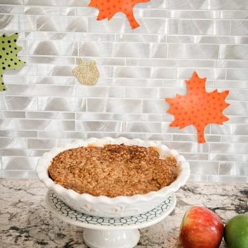 Easy Thanksgiving Apple Crumble