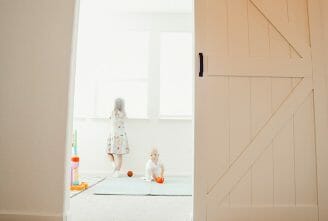 kids playing in new room