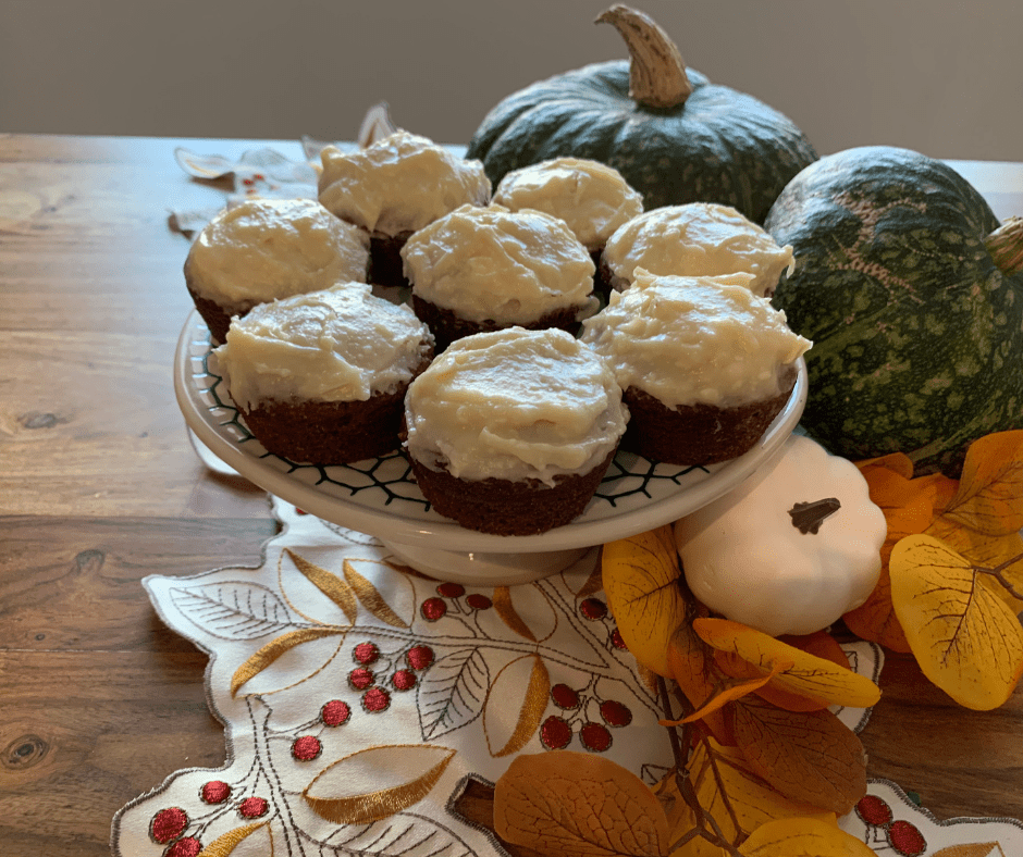 pumpkin maple cupcakes with cream cheese frosting