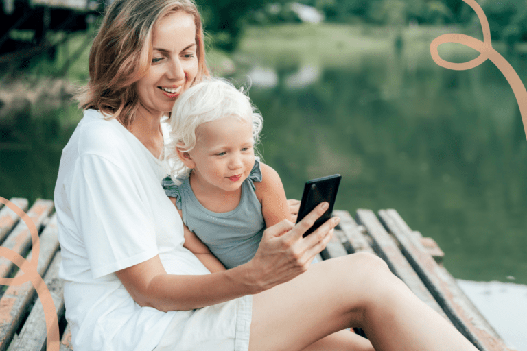 7 Mom-Run Instagram Accounts You Should Already Be Following